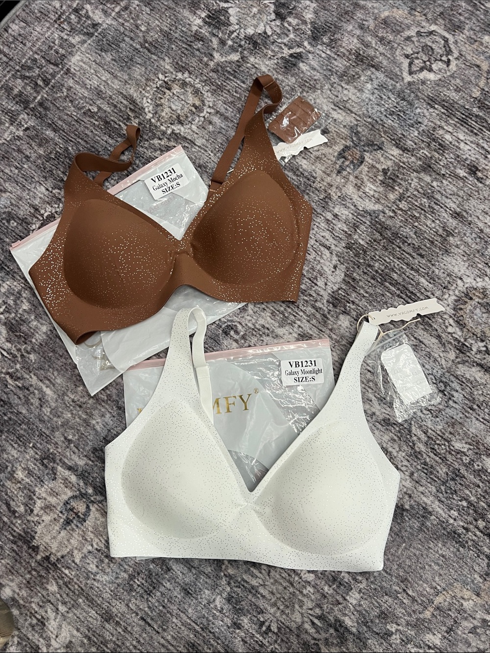 VRCOMFY Jelly Bras Plunge Wireless Bra | Galaxy Moonlight